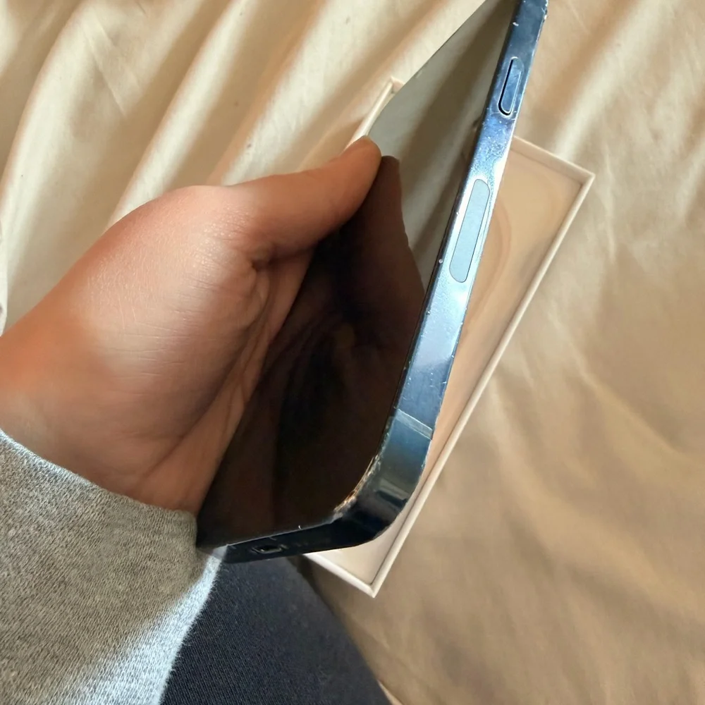 iPhone 14 - 128g